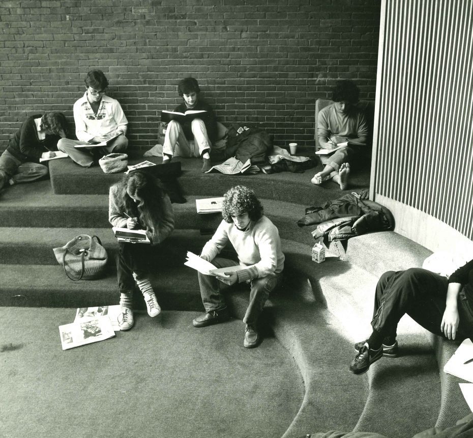 Library Building Kiva 1982